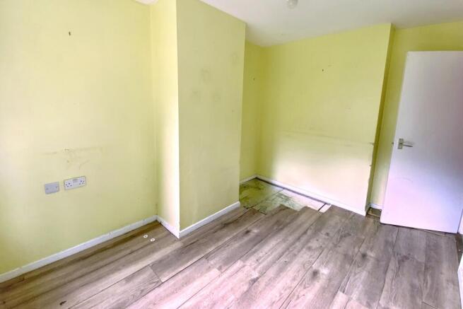 72 Poynder Road, Corsham, Wiltshire, SN13 9LZ