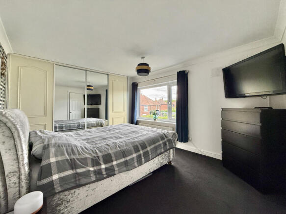 2 bed Semi-Detached for sale Image 9