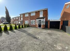 42, Bembridge Gardens, Luton LU3 3SJ