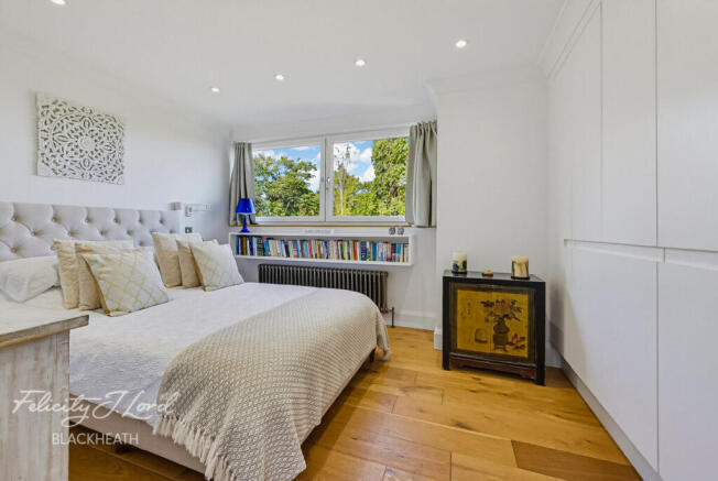 Shooters Hill, Shooters Hill photo 4