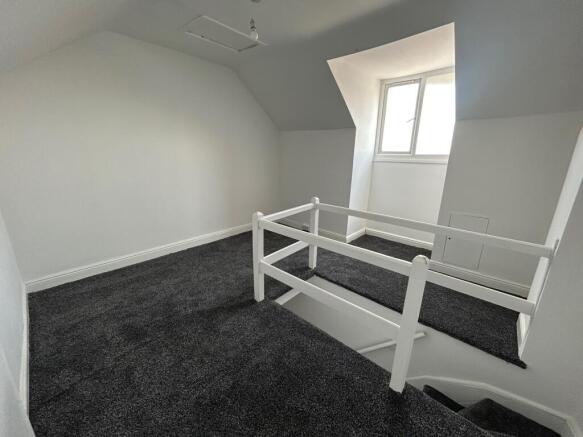 3 bed Terraced for sale Image 7