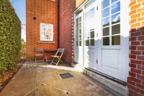 The Galleries, Warley, Brentwood, Essex, CM14