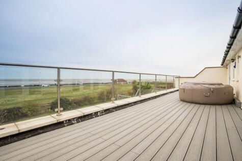 Newlyn Road, Meols, CH47