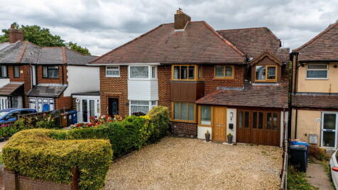 Bridge Cross Road, Burntwood, WS7 2DA