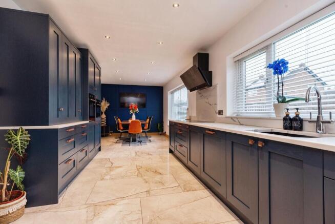 Kitchen/Dining Room