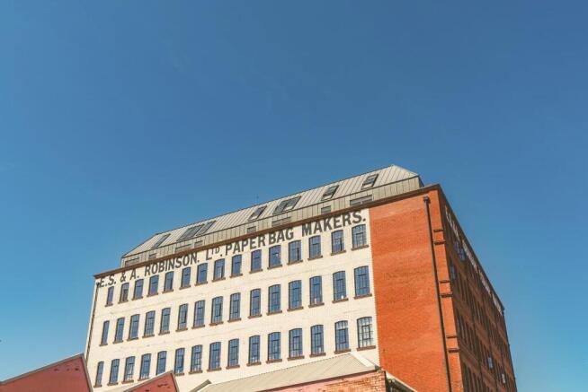 Robinson Building 109 0004.jpg