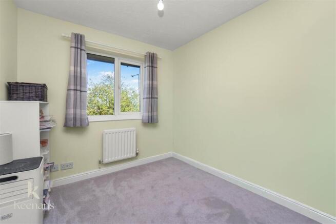 4 bed Detached for sale Image 12
