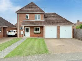 4, Meadow Way, Bury St. Edmunds IP29 5DG