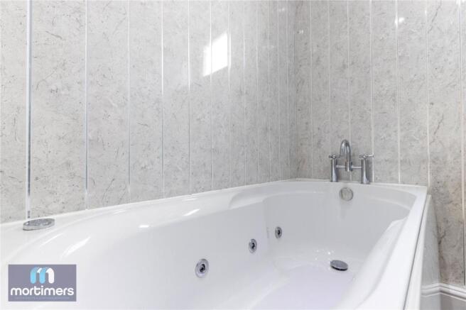 Jacuzzi Bath