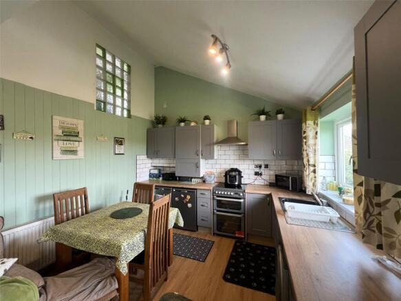 3 bed Detached for sale Image 5