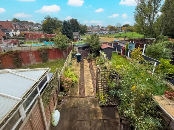 Wakes Close, Willenhall photo 3
