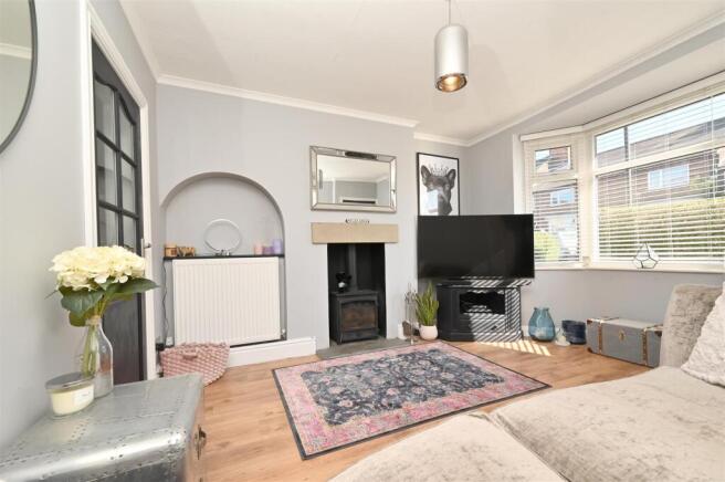 Lonsdale Grove, Matlock photo 4
