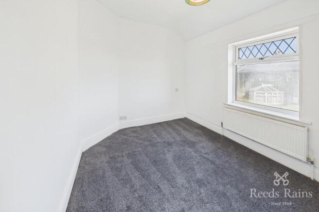 2 bed End of Terrace to rent Image 10