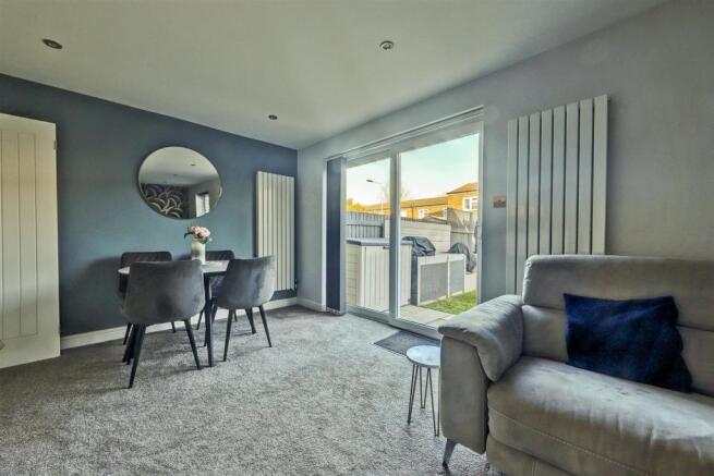 Sitting/Dining room