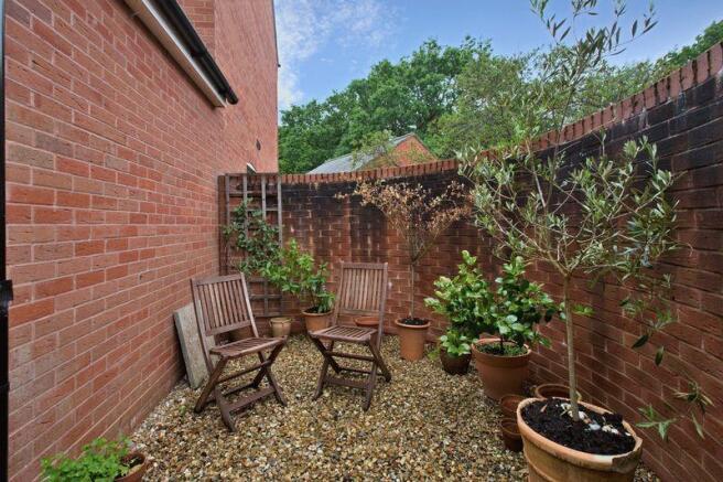 side garden