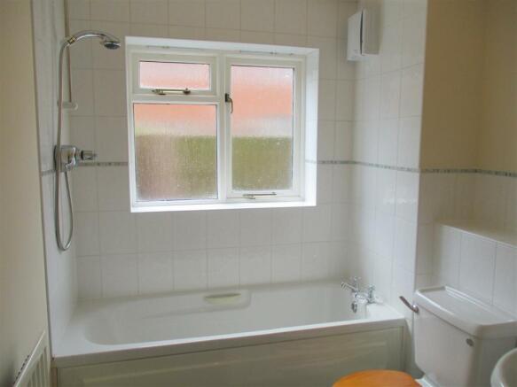 Bathroom.jpg