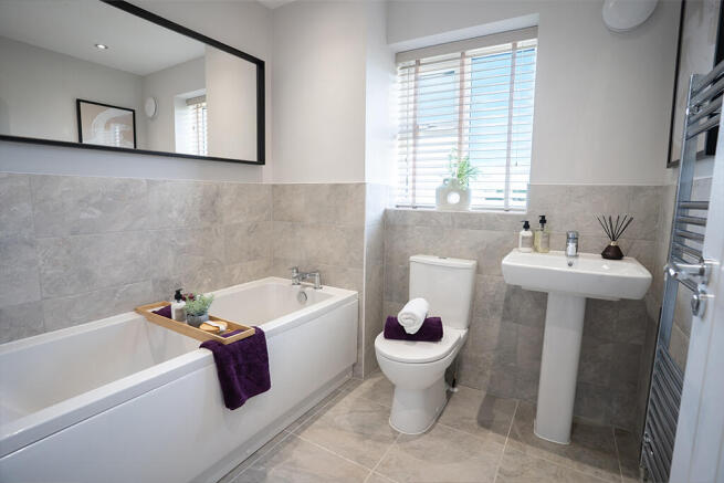 4 bed Semi-Detached for sale Image 8