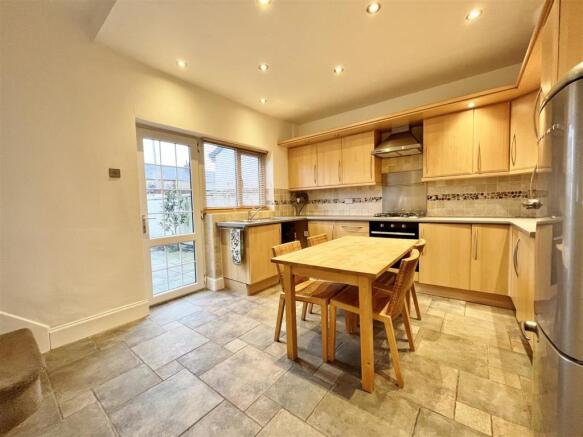 DINING KITCHEN