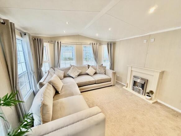 Carabuild Lodge, Venture Caravan Park, Langridge Way, Morecambe, Lancashire, LA4 4TQ photo 5