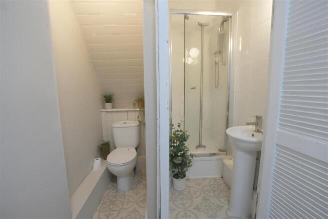 1 bed House to rent Image 8