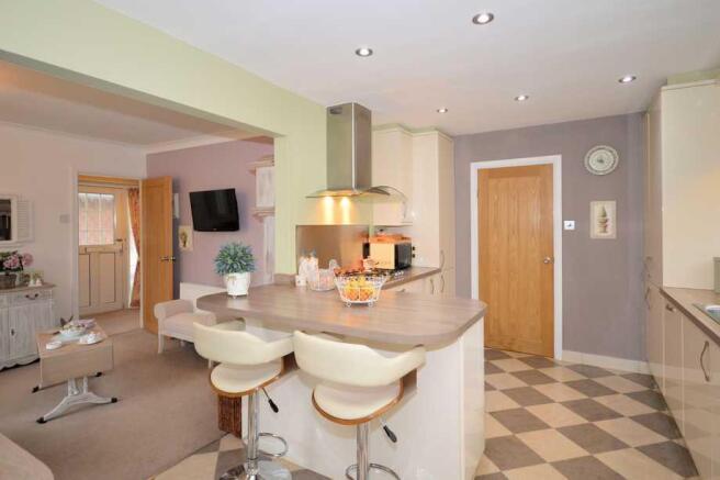 Kitchen/Breakfast Room