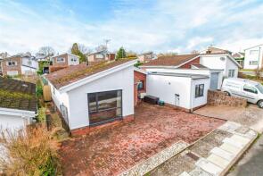 2, St John's Close, Cowbridge CF71 7HL