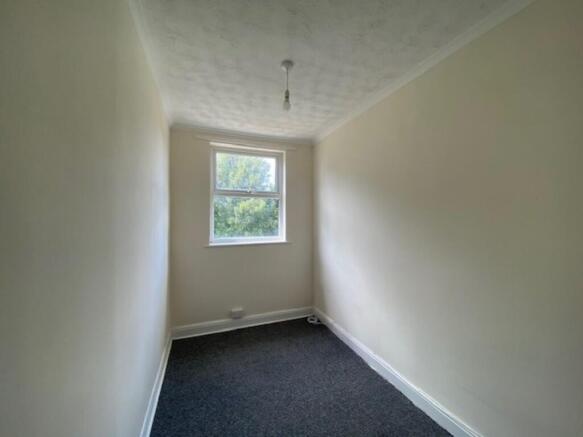 2 bed End of Terrace to rent Image 6