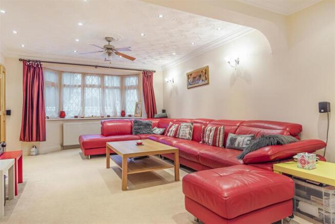 Through Lounge