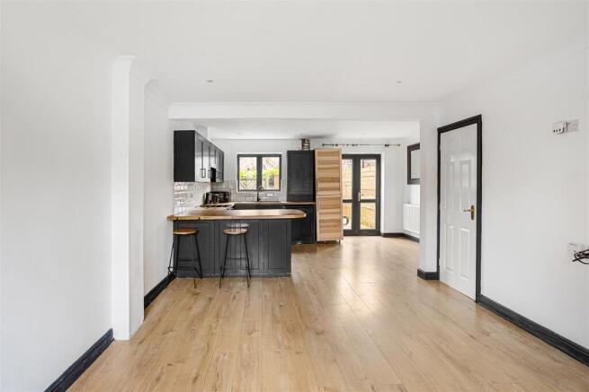 40_Huntington_Mews_1.jpg