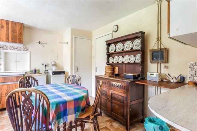 Kitchen/ Breakfast