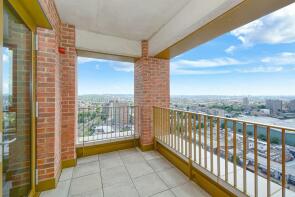 Flat 124, Vista Heights, Ilderton Road, London SE15 1PR