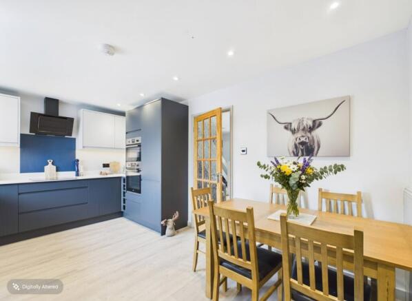 EWEMOVE SOUTH MOLTON - 4 ABBOTS MEADOW