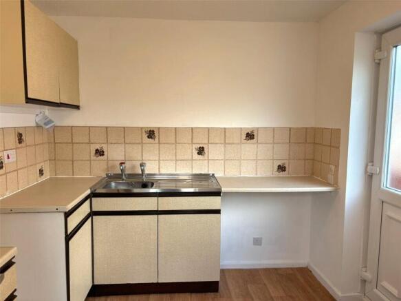 2 bed Bungalow for sale Image 4