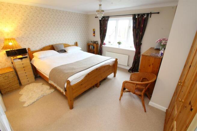 18 Bed 1.JPG