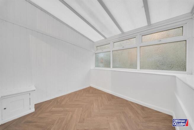 5 bed Terraced for sale Image 9