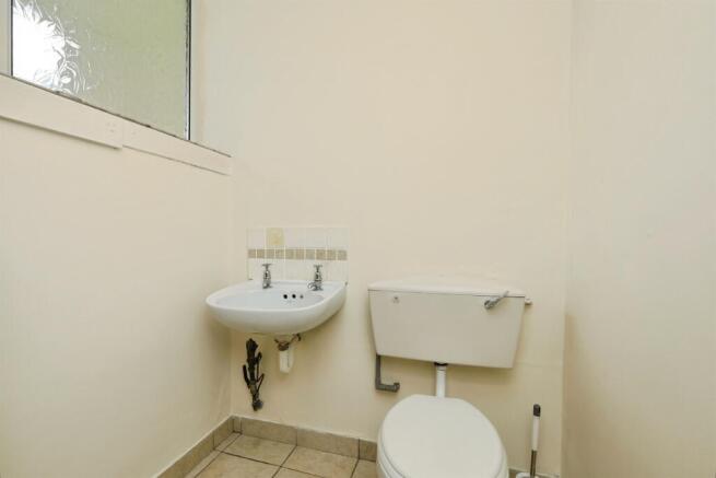 3 bed Semi-Detached for sale Image 7