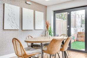 21, Sycamore Mews, London SW4 0SY