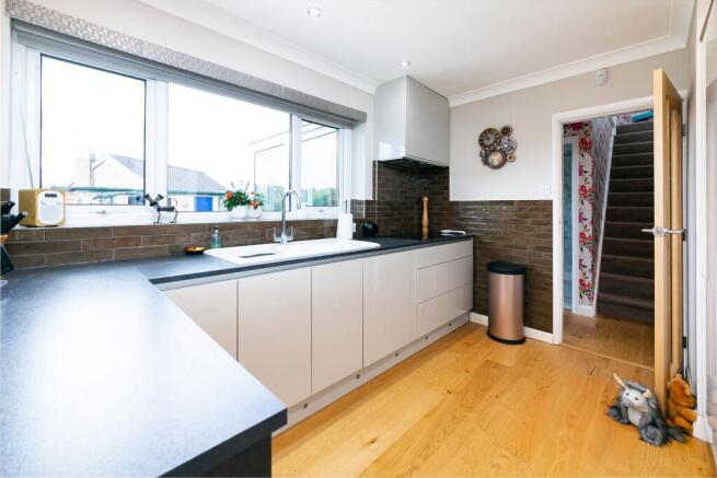 3 bed Detached for sale Image 5