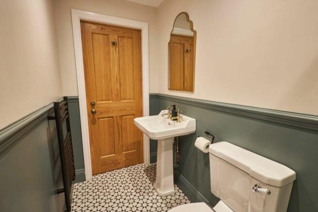 1 bed Apartment for sale Image 8