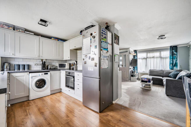 1410223-10-69b2c8...