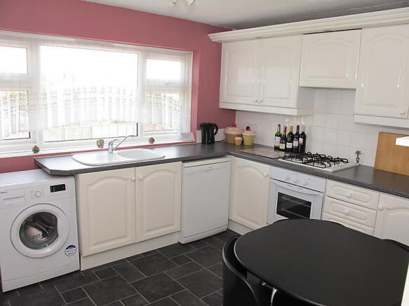 KITCHEN/DINER