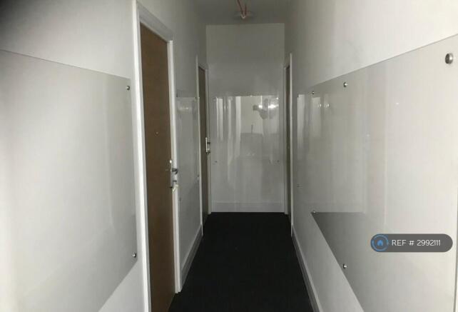 1 bed Flat to rent Image 8