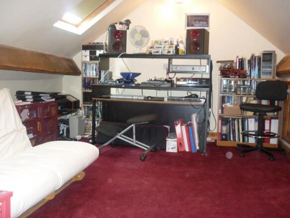 Photo 12