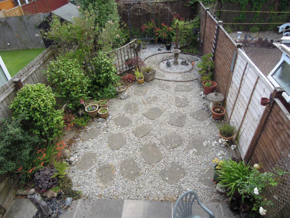 Photo 3