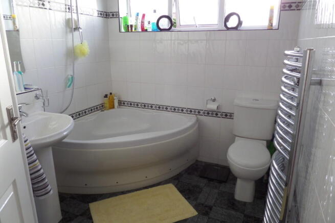 Photo 9