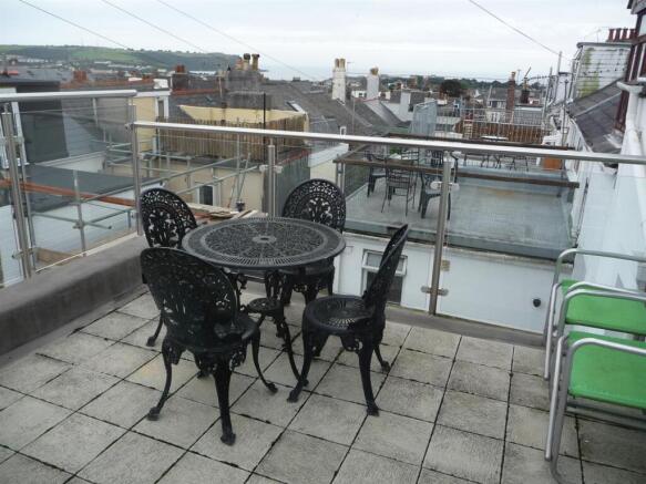 Roof terrace.JPG