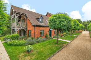 11, Remenham Row, Wargrave Road, Henley-on-thames RG9 2LQ