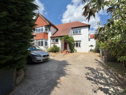 De la Warr Road, Bexhill on Sea, TN40
