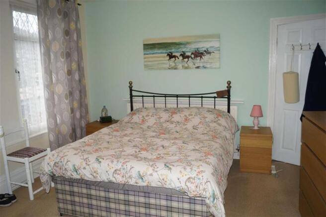 BEDROOM 4(SIDE)MASTER