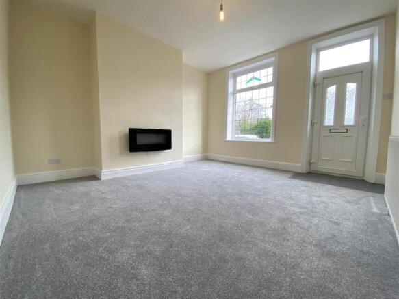 Bramleys Estate Agents - Eldon Road - Marsh (10).j